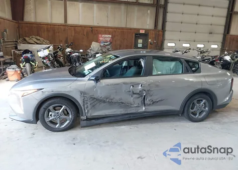 2025 Kia K4 Lxs z USA, uszkodzony, nr VIN 3KPFT4DE5SE006398